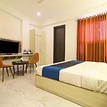 Hotel Almora Near Delhi Airport