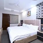 Hotel Anand - By Srida Hotels