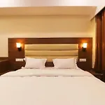 Hotel O Sk Tower Near Rithala Metro Station