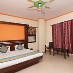 Hotel Aura Deluxe