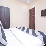 Hotel Pingla Residency