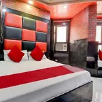 Oyo Flagship 81436 Hotel Royal Plaza