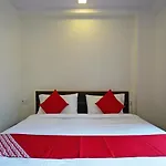 Oyo Discovery Inn Near New Ashok Nagar Metro Station