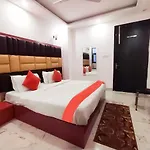 Roomshala 080 Hotel Kings