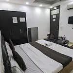 Hotel Sun Residency - Near Lajpat Nagar Metro Station