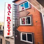 The Royal Rosette - 1 Minute From New Delhi Railway Station