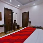 Hotel Dream Stay Near Laxmi Nagar \