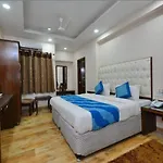 Hotel Dream Stay Near Laxmi Nagar \