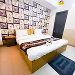 Roomshala 116 Krishna Villa - Lajpat Nagar