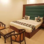 Hotel Krone Plaza Near Delhi Airport