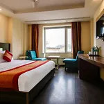 Hotel Neu Villa - Walk In From New Delhi Railway Station