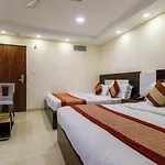 Hotel Neu Villa - Walk In From New Delhi Railway Station