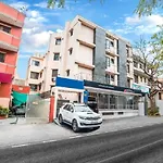Hotel Diamond Tree At Saket Near Pvr Cinema