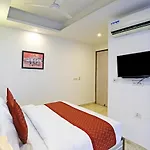 Hotel The Best Near Delhi Airport