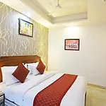 Hotel The Best Near Delhi Airport
