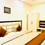 Qotel Jasola Vihar