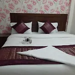Hotel O Maharaja