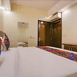 Hotel Time Stay - Near Igi International & Domestic Airport