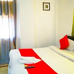 Roomshala 124 Royal Inn Rohini - Sector 16