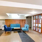 Fabhotel F9 Prime Executive Paschim Vihar
