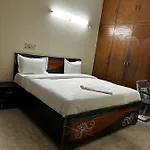 Hotel Delite - Nehru Enclave Gate No 5