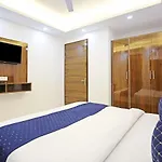 Hotel Vijay Palace - Near Delhi Airport
