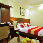 Hotel The Raj New Delhi