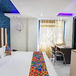 Fabhotel Trio Continental Patel Nagar