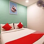 Hotel O Seven Heaven