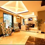 Hotel Ventus By Anvi Near Delhi Airport