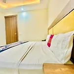 Glace Hotel Near Igi International Airport