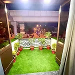 Lime Boutique B&B Gk-1 At Kailash Colony Metro , Greater Kailash Near Eros Hotel Nehru Place