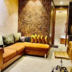 Divine Studios Rajouri Garden