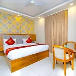 The Hotel Glaxy Inn Near Igi Delhi Airport