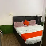 Hotel Royal Inn - Rohini Sec 16
