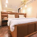 Solitaire Hotel