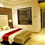 Fabhotel Prime C Pearls