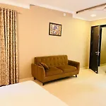 Abode Residency Safdarjung Enclave Near U S Embassy Delhi