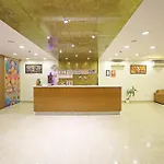 Hotel D\'Capitol - Delhi Airport