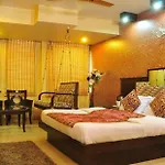 Hotel Shivdev International At New Delhi Railway Station