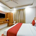 Hotel Grand Qubic Near Delhi Airport
