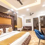 Hotel Cosmo Near Blk Hospital Karol Bagh