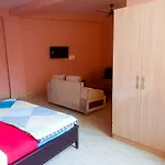 Roomshala 139 Rose Inn - Dwarka