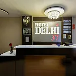 Hotel Delhi 37 By Star Group Near Delhi Airport