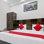 Hotel O Blink Inn Near Dashrath Puri Metro Station