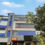 Hotel O Blink Inn Near Dashrath Puri Metro Station