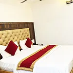 Staybook Hotel Atlanta New Delhi Train Station