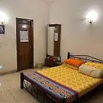 Metronest Stays: Apartment In South Delhi