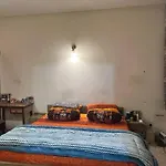 Metronest Stays: Apartment In South Delhi