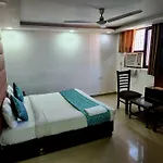 Hotel Marina Near Igi Airport